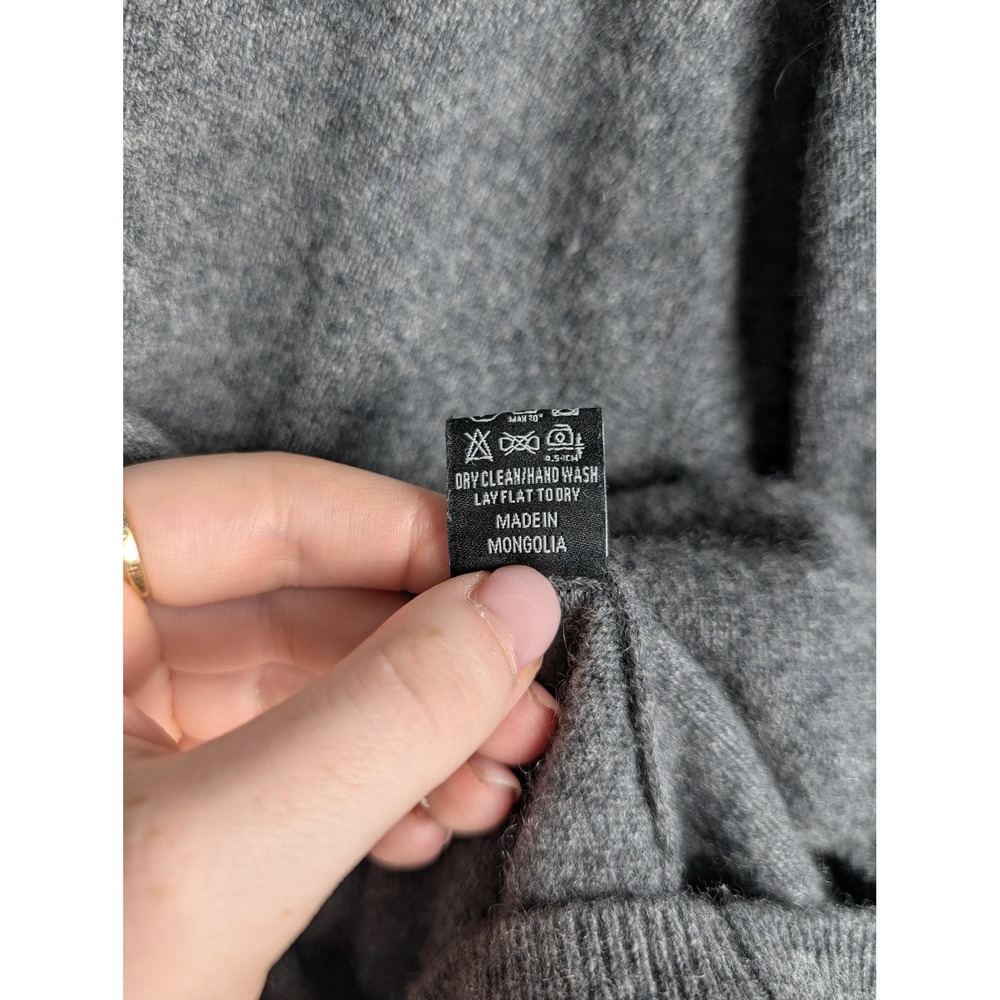 GOBI Pullover Sweater Womens M Gray V-Neck 100% Cashmere Mongolian Knit - Picture 5 of 8